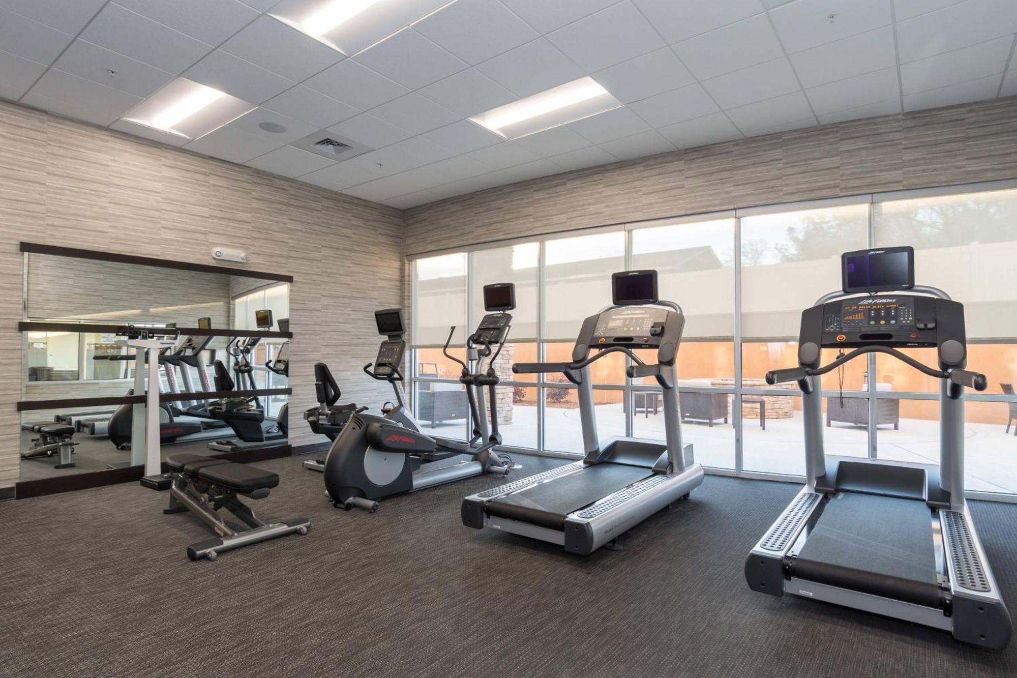 Courtyard By Marriott Fayetteville Fort Liberty - Spring Lake Extérieur photo
