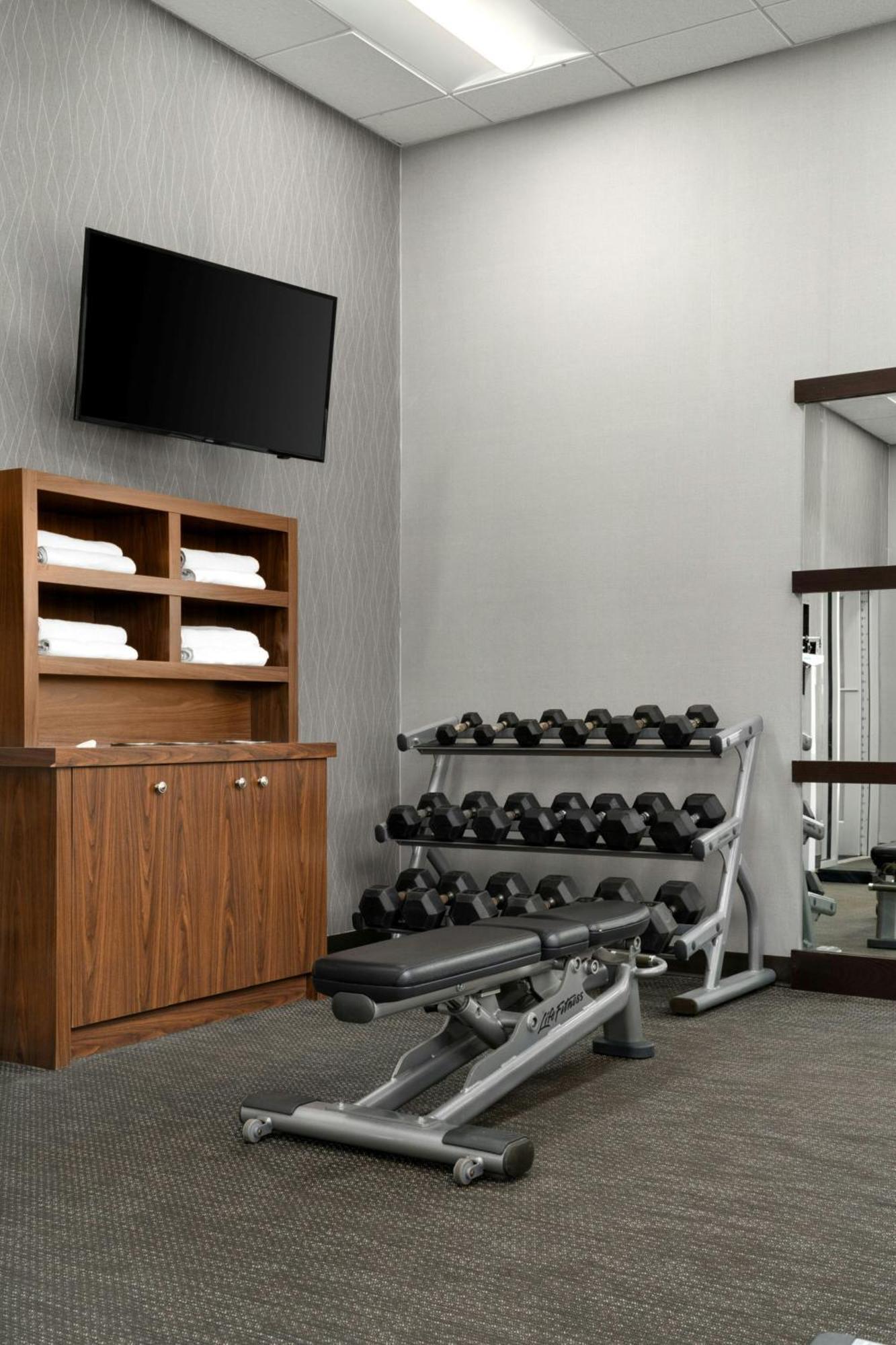 Courtyard By Marriott Fayetteville Fort Liberty - Spring Lake Extérieur photo