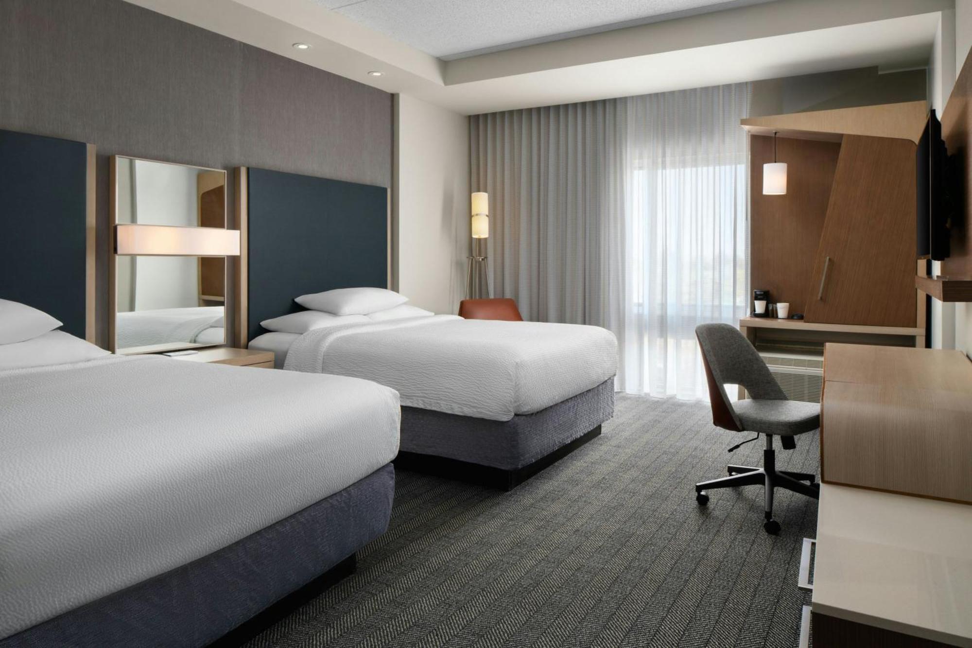 Courtyard By Marriott Fayetteville Fort Liberty - Spring Lake Extérieur photo