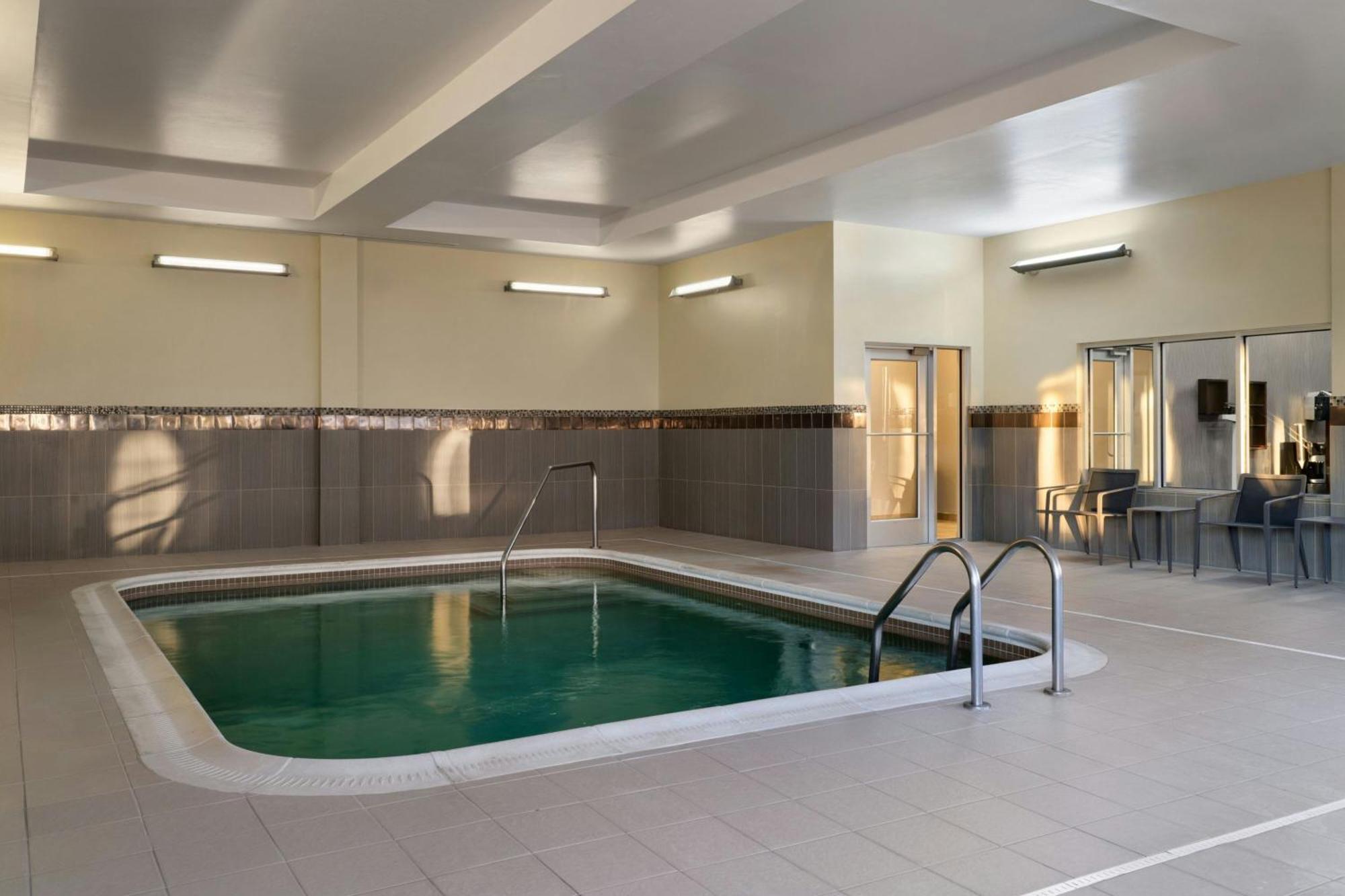 Courtyard By Marriott Fayetteville Fort Liberty - Spring Lake Extérieur photo