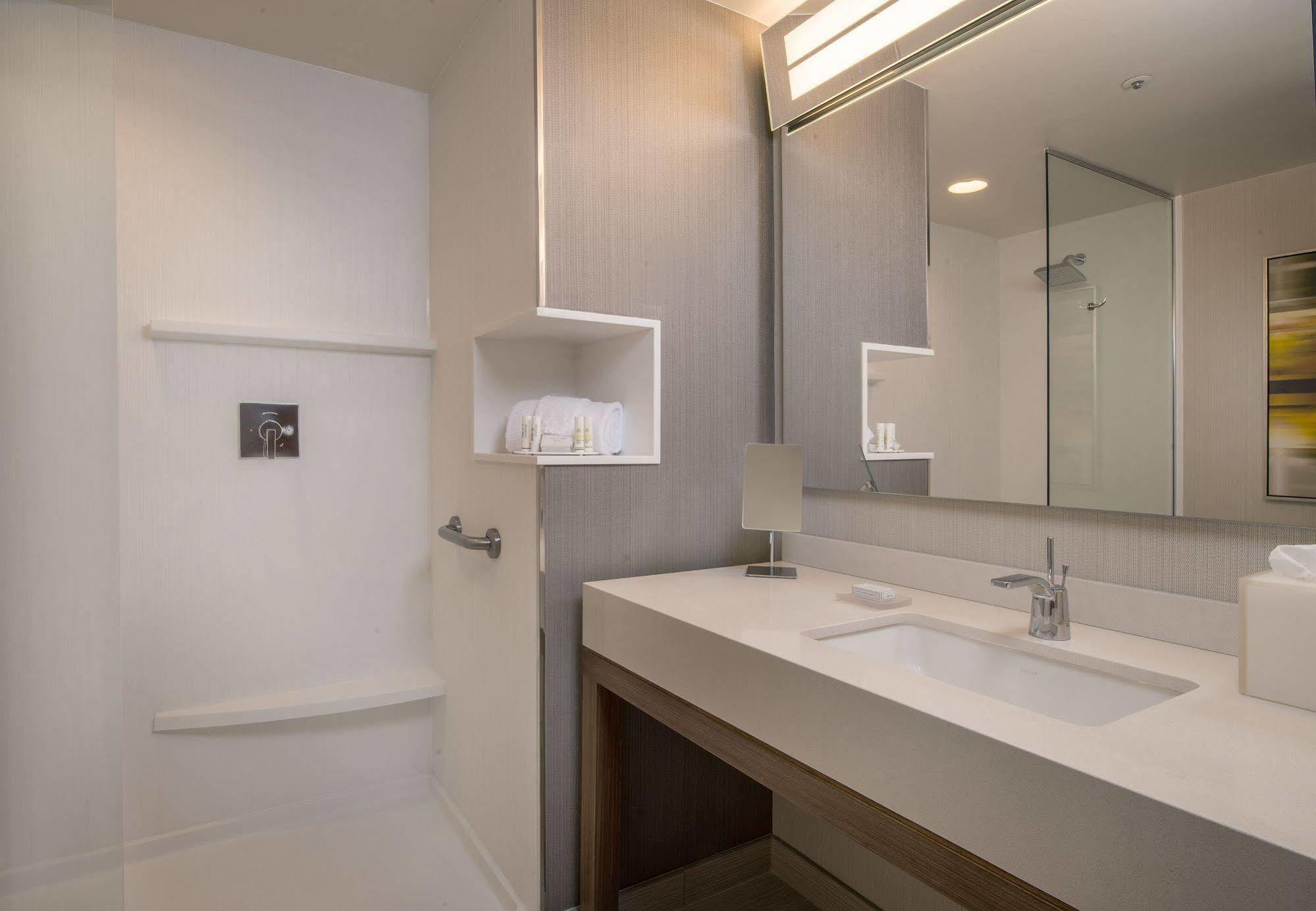 Courtyard By Marriott Fayetteville Fort Liberty - Spring Lake Extérieur photo